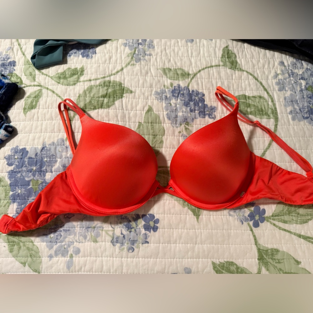Victoria's Secret Push Up Bra
